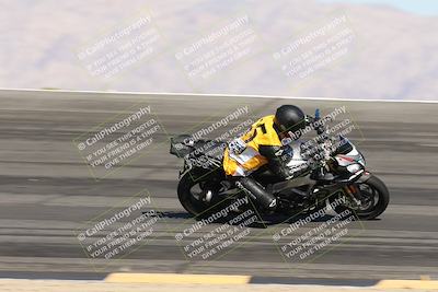 media/May-10-2025-Race Pace (Sat) [[db32fef2da]]/Vested/3-Bowl Set 1 (9am)/